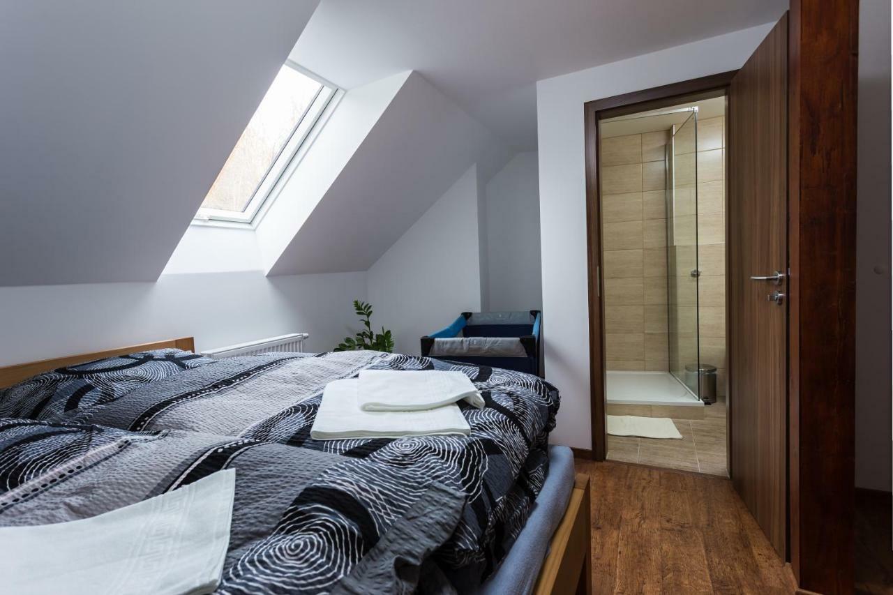 Attic Rooms Tabor Luaran gambar
