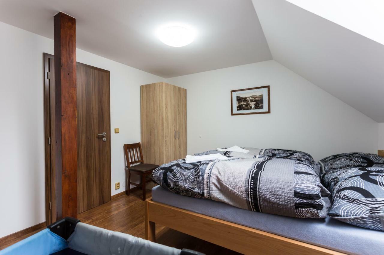 Attic Rooms Tabor Luaran gambar
